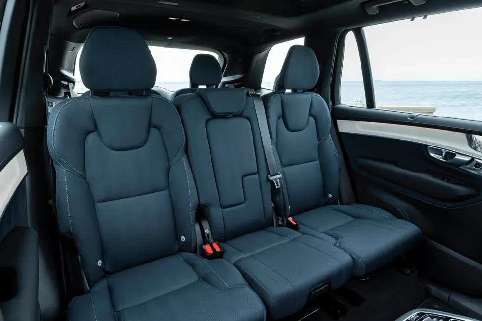 볼보 XC90 이미지