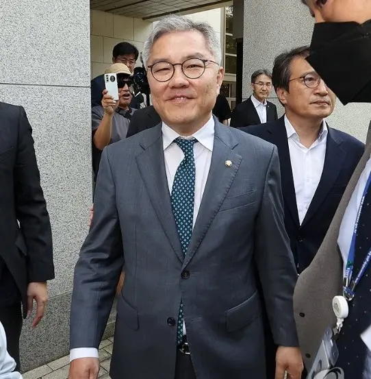 대법원 확정판결로 의원직을 상실한 최강욱 전 의원