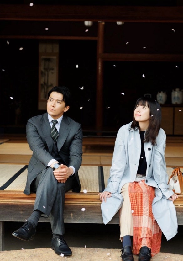 오구리 슌 트젠바 한효주 나이 바람 가족 로멘틱 어나니머스