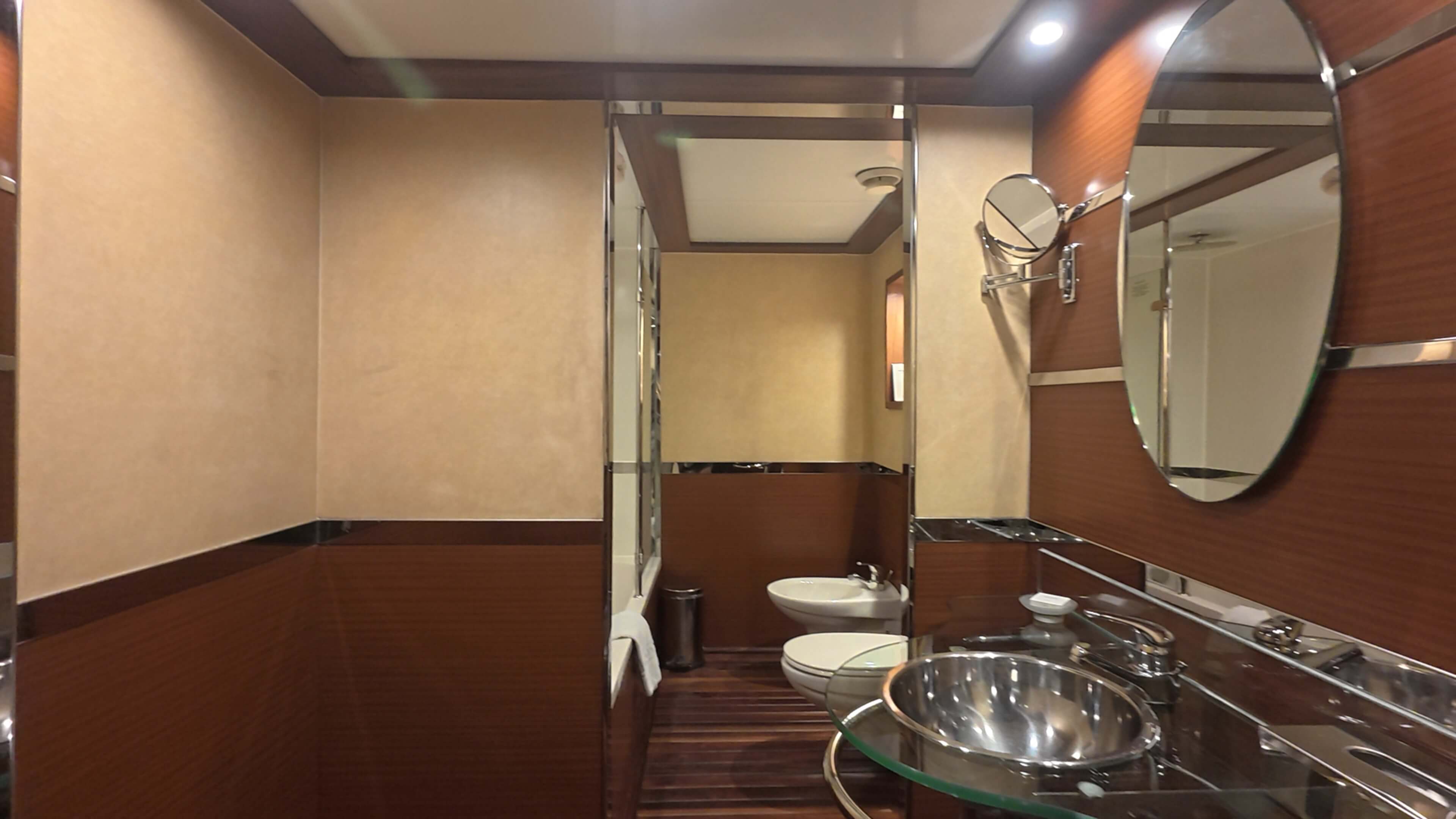 AMWAJ Livingstone Nile Cruise