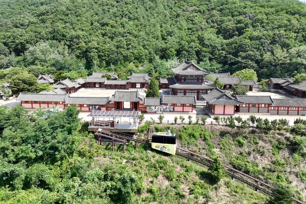 21세기 대군부인 대본집 사전예약 신청방법 가격 + 드라마 촬영장소 가볼만한곳 TOP 05