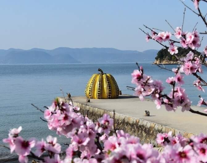 일본 소도시 여행 다카마쓰 리쓰린 공원, 사누키 우동, 세토우치 예술의 길목