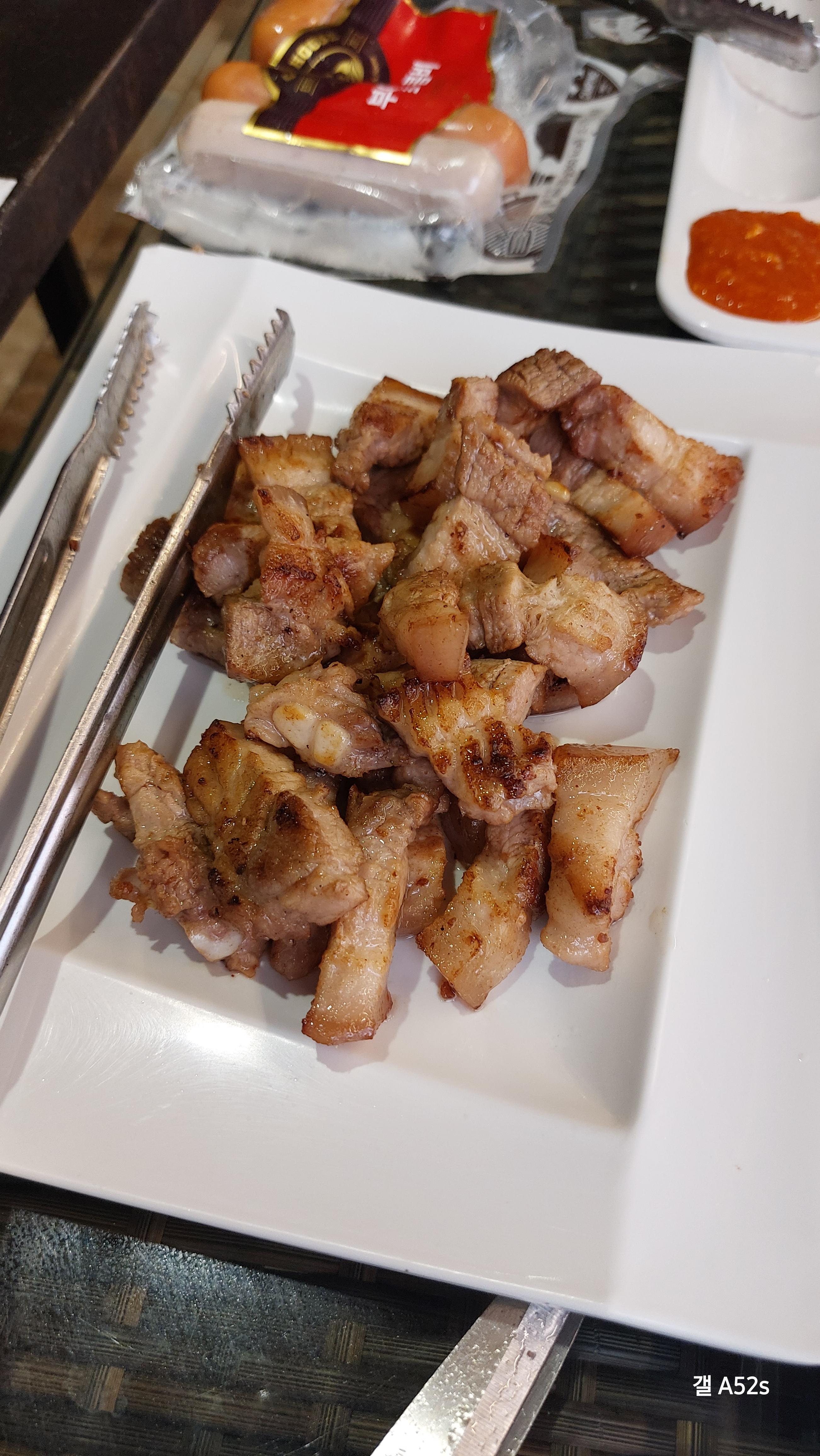 소노캄 거제 바베큐 팩토리에서 구매한 오겹살 구이 완성!