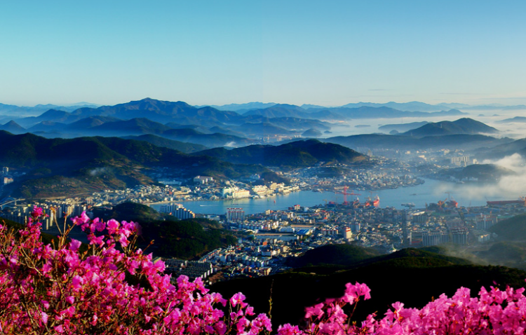 미륵산 정상