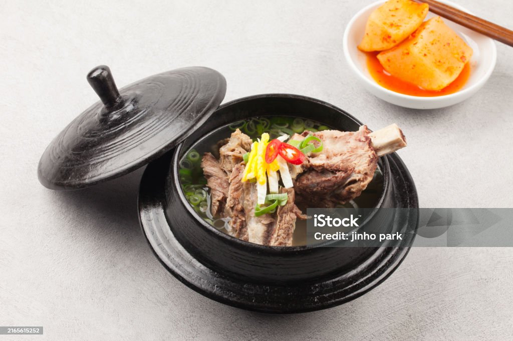 조선시대에서 사용햇을 법한 갈비탕 조리기구