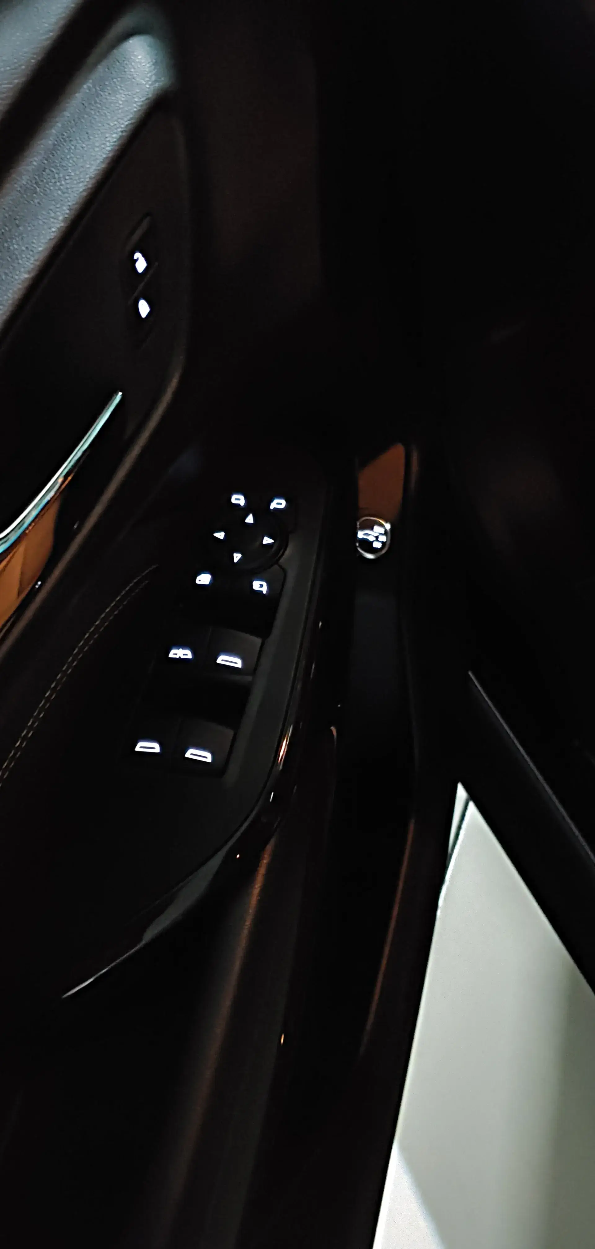 쉐보레 트랙스 크로스오버 내부 및 인테리어