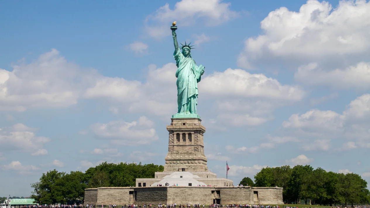 자유의여신상페리투어
