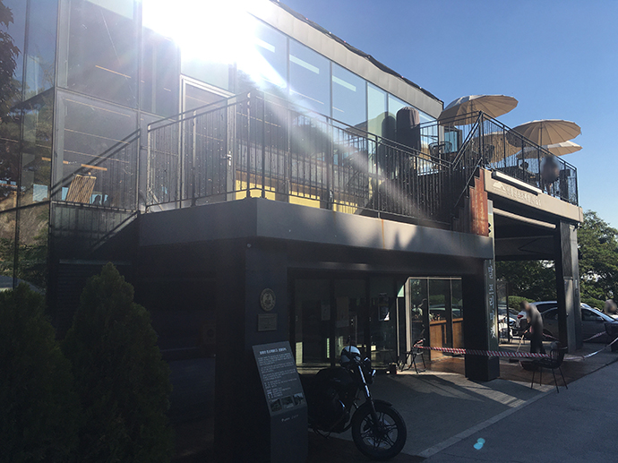 초소책방-외관1