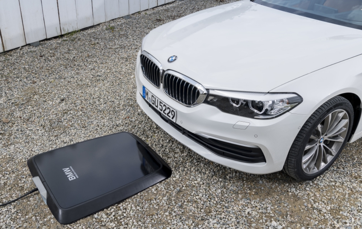 무선 충전 기술: 케이블 없이 충전하는 전기차 시대