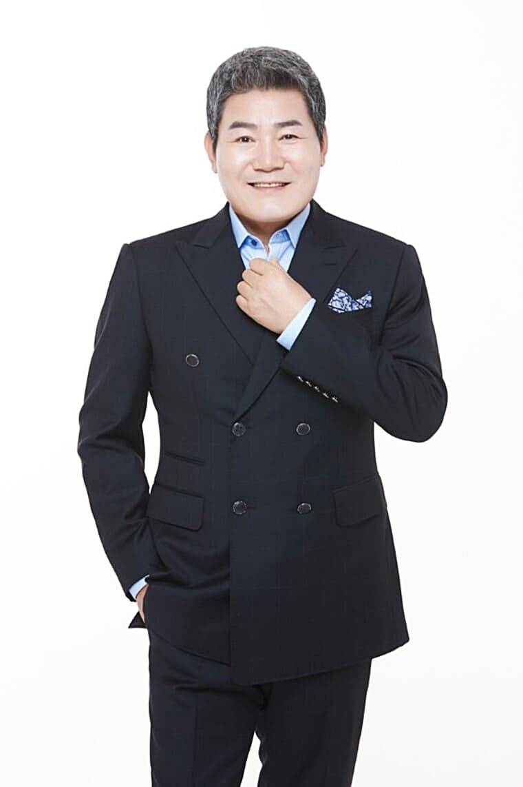 가수-진성