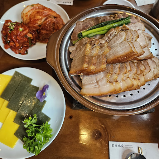 논현 영동시장 국수 보쌈 '원할머니'