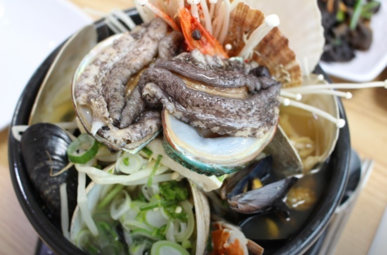 경주전복해물뚝배기2