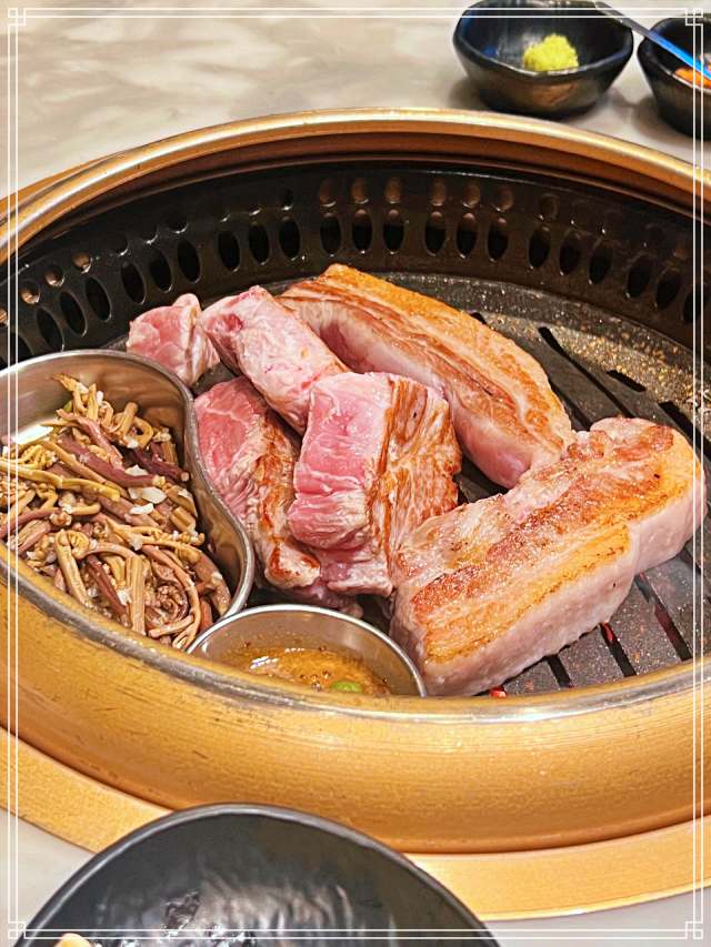 잠실 새내 신천 맛집 생 돼지갈비 성지의 생돼지갈비 숯불 구이