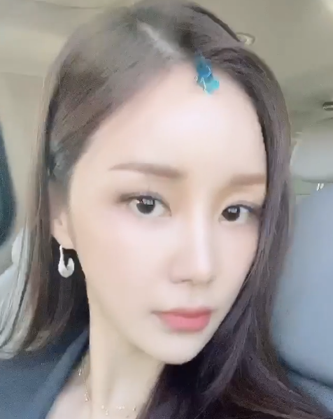 윤진이