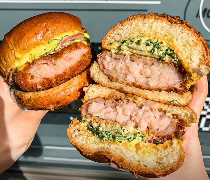 제스티살룬 성수