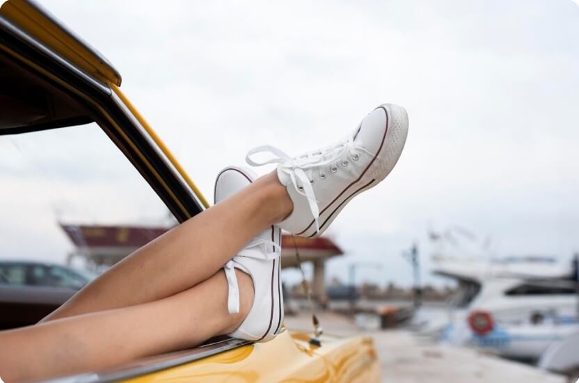 무지외반증 예방을 위한 편안한 신발 착용