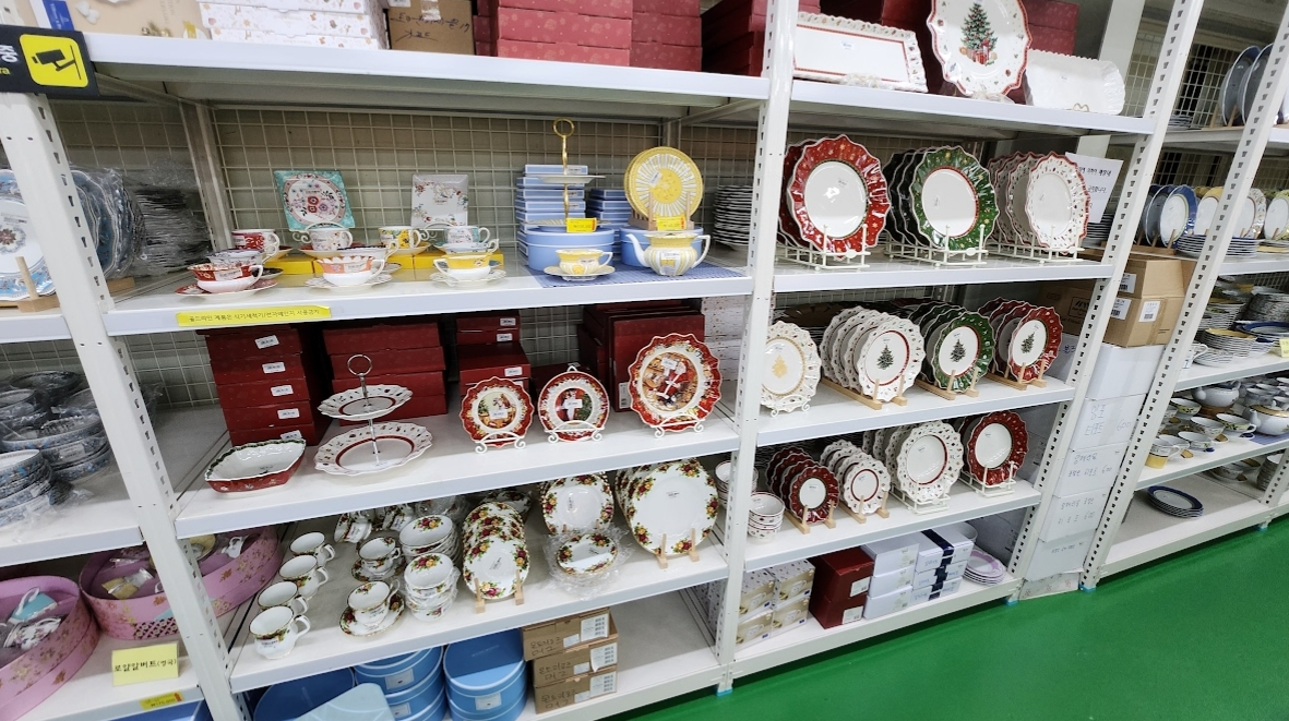 모드니분당 에르메스 아스띠에드빌라트 까롱 그릇 구경 사진 16