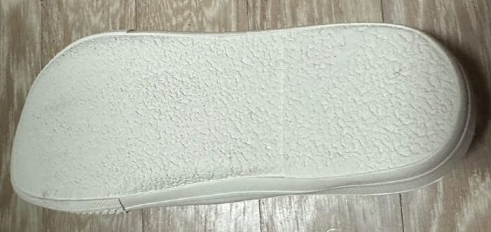 알코사각스니커즈디테일