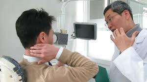 뒷골이 땡기는 증상