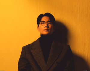 조명가게 출연진 현민 역 엄태구