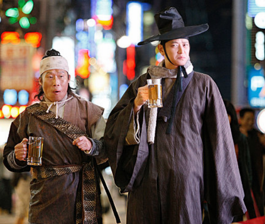 맥주마시는 한국 도사