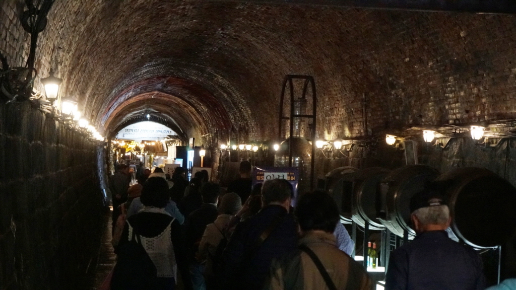 img.jpg?credential=yqXZFxpELC7KVnFOS48yl