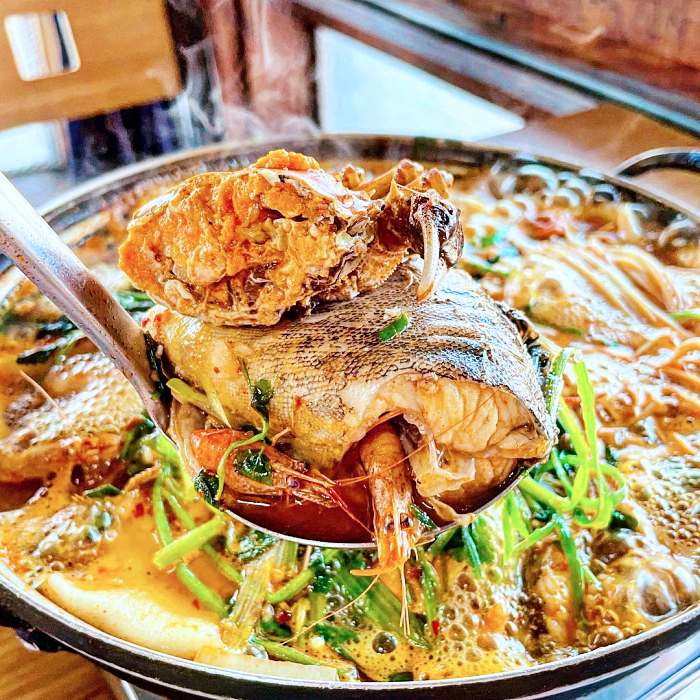 생생정보마당 화성 봉담 메기 빠가사리 참게 민물 매운탕 맛집