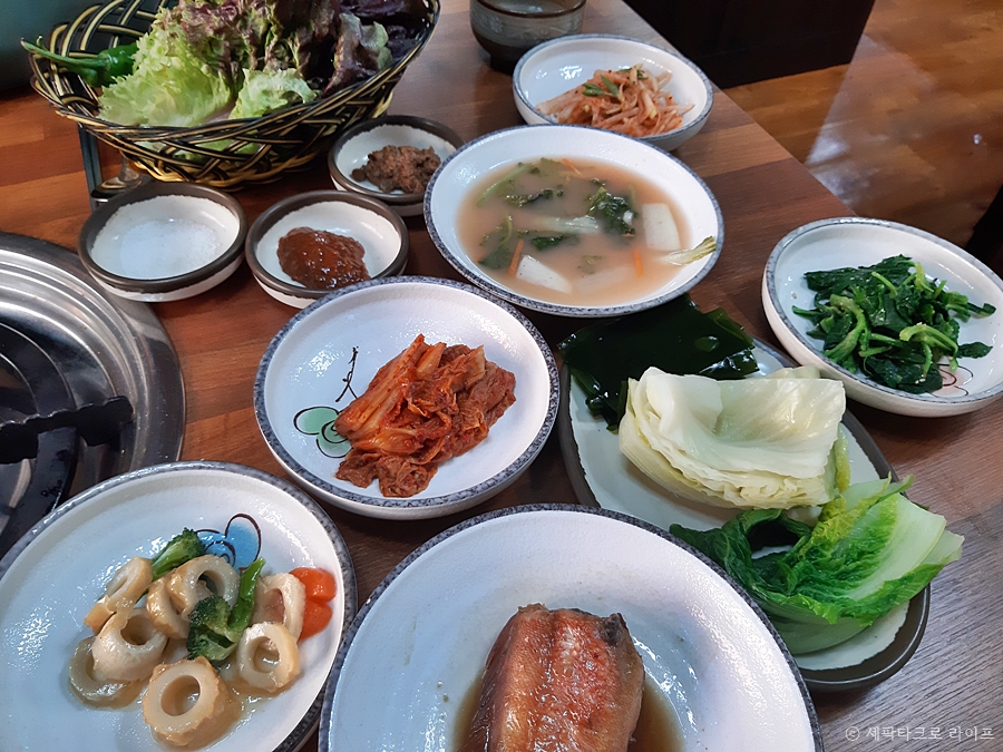 통영멸치쌈밥