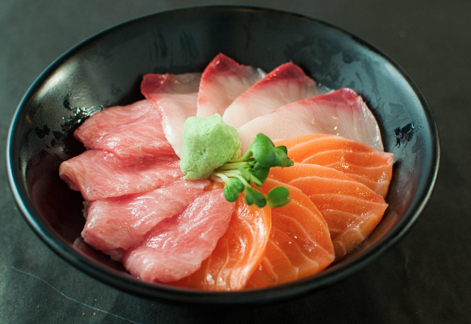 방어회 맛있게 먹는법&amp;#44; 부위별 맛 특징 및 평균 가격대 총정리