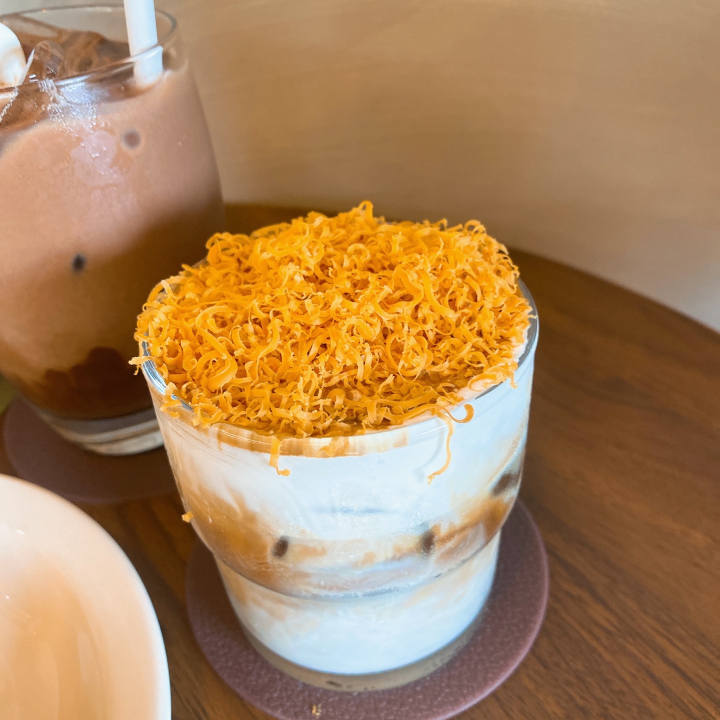 제주 서귀포 성산 혼인지 돌창고 개조 돌집 카페 고요히