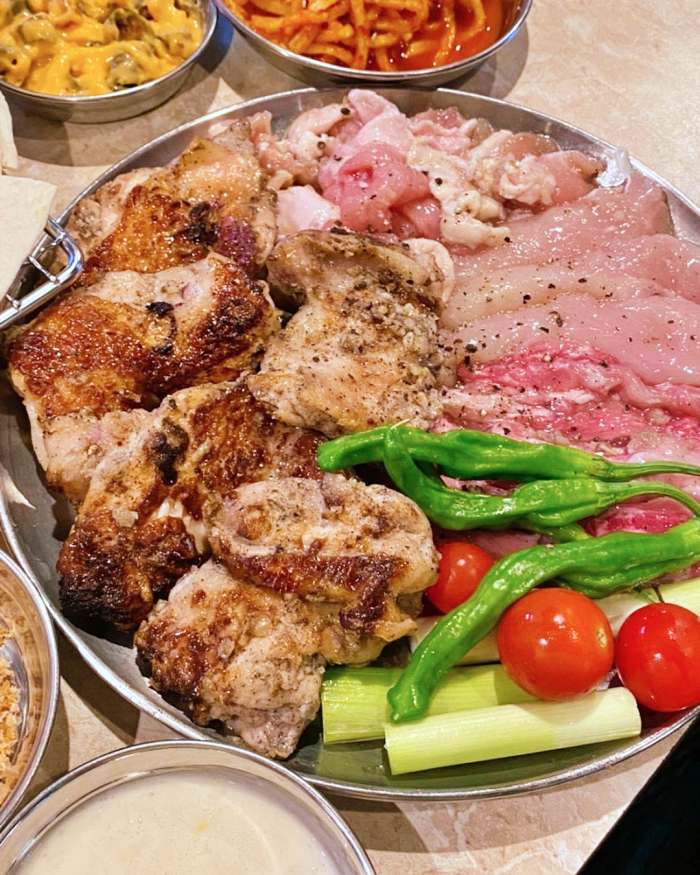 생방송투데이 경기 의정부 또띠아쌈 숯불 닭구이 맛집