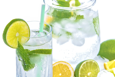 “코카콜라 vs 현지 브랜드” – 베트남 탄산시장 전쟁의 경제학