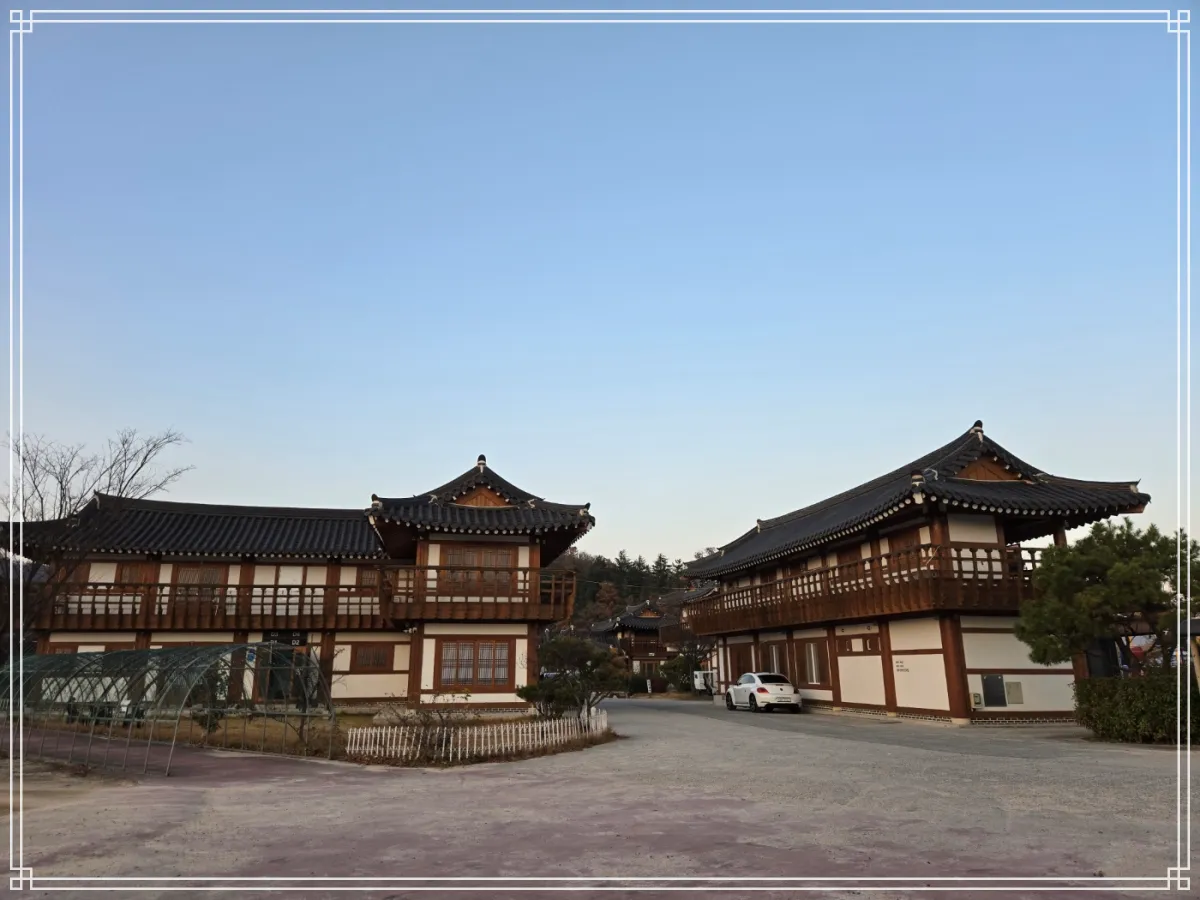 경주-신라한옥호텔-전경-파노라마
