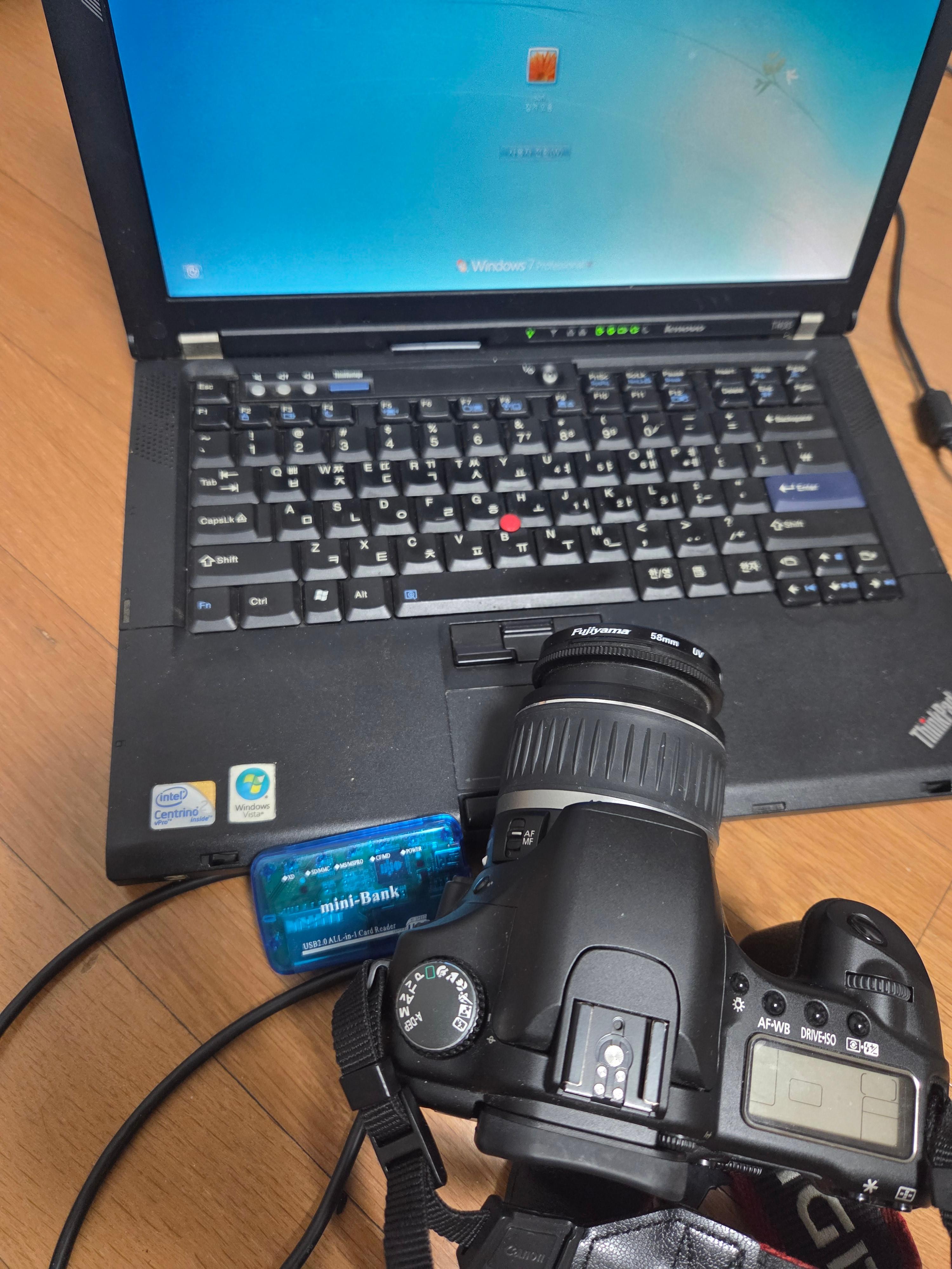 출사 현장에서 느낀 Canon EOS 30D 저장 매체의 신뢰성과 데이터 보존의 철학