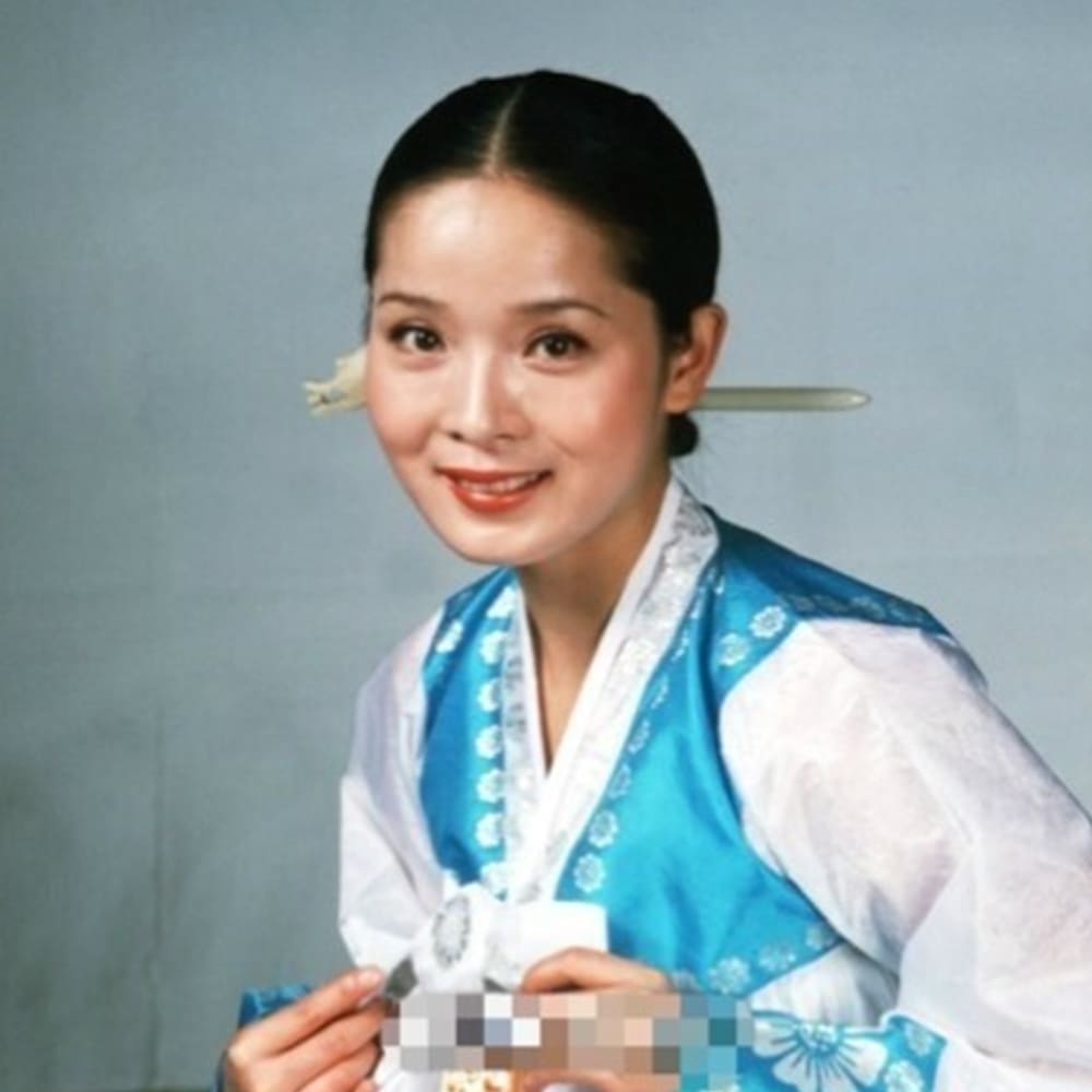 배우 이효춘