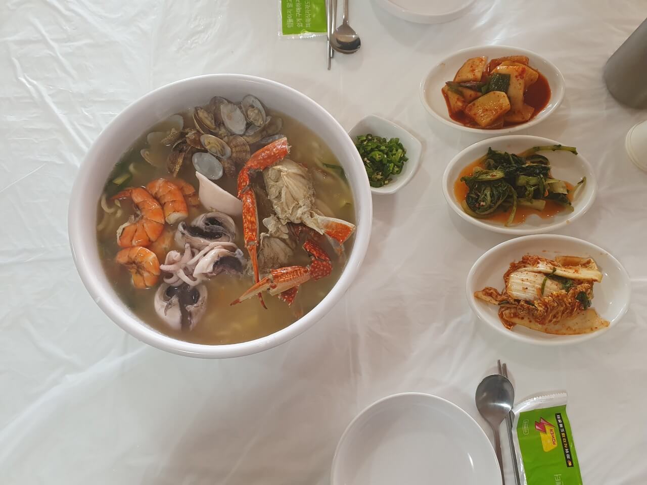 6시내고향 충남 서산 간월도 해물 손칼국수 맛집 간월도손칼국수