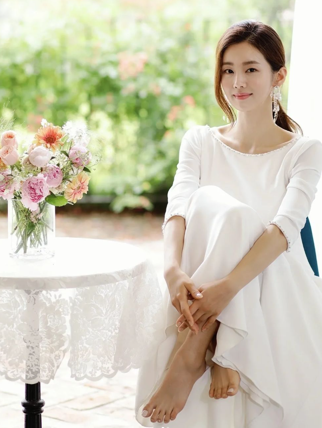 이가령 나이 프로필 인스타 화보 키 결혼 다리 과거 신사의 품격 드라마 영화