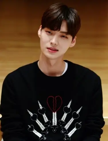 안재현 프로필 필모그라피 나이 드라마 MBTI 이혼 근황 인터뷰 나혼자산다