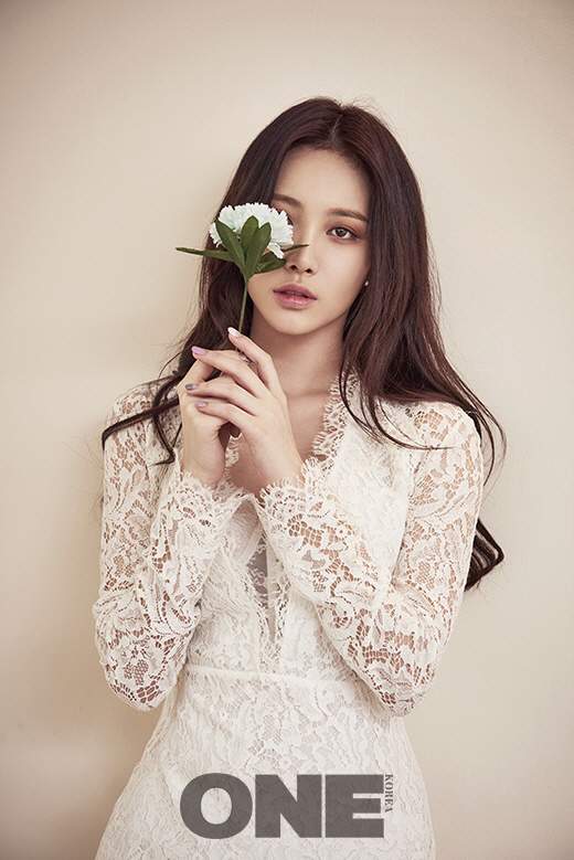 유라 프로필