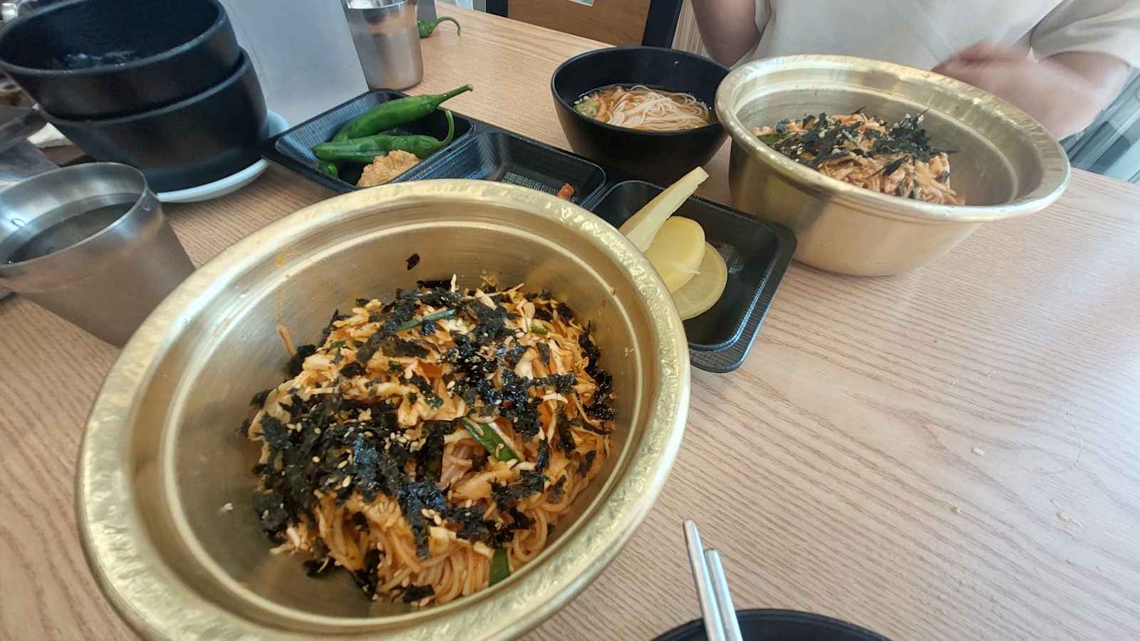 비빔국수 나온 사진