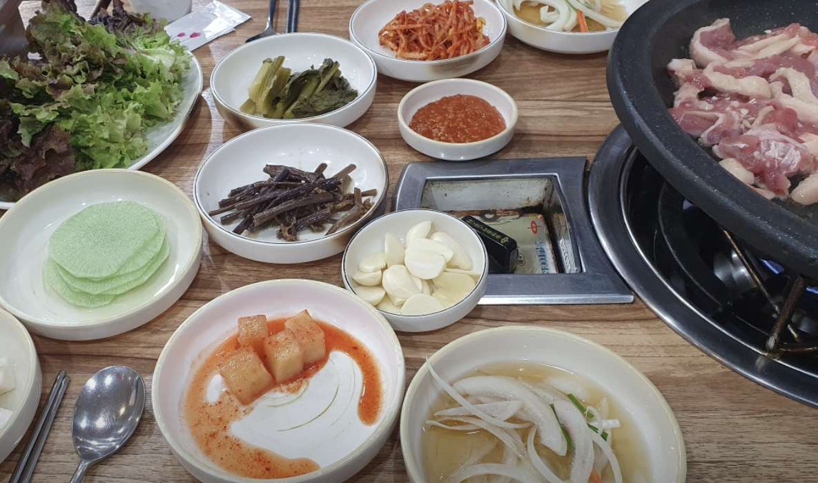 관악구 오삼불고기 맛집 &#124; 2TV생생정보 가격파괴 Why 유황오리촌