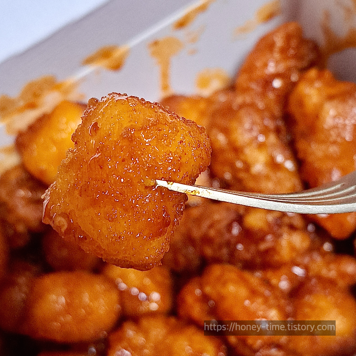 맘스터치 케이준 떡강정 R