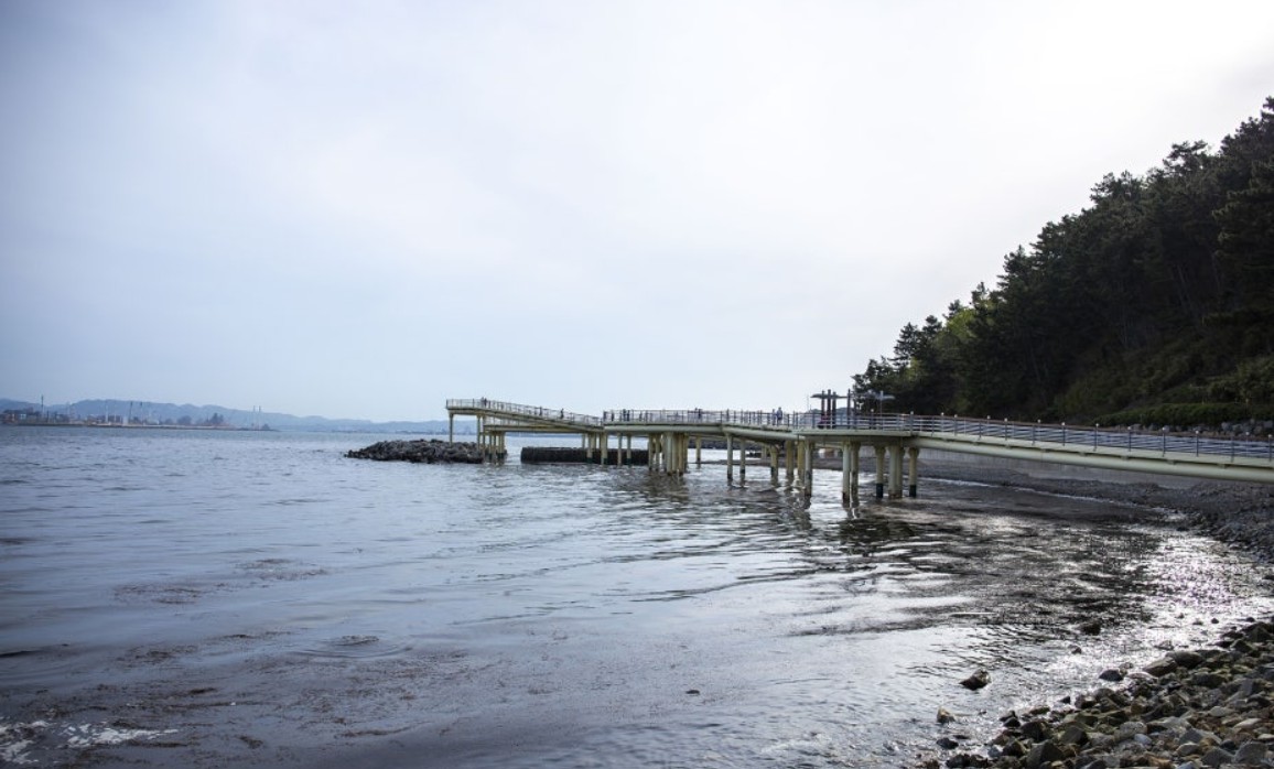 포항 곤륜산 해변
