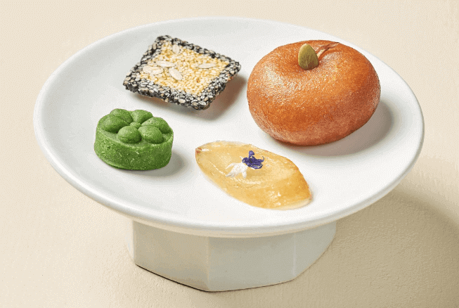 개성주악, 깨강정, 청태다식, 인삼정과