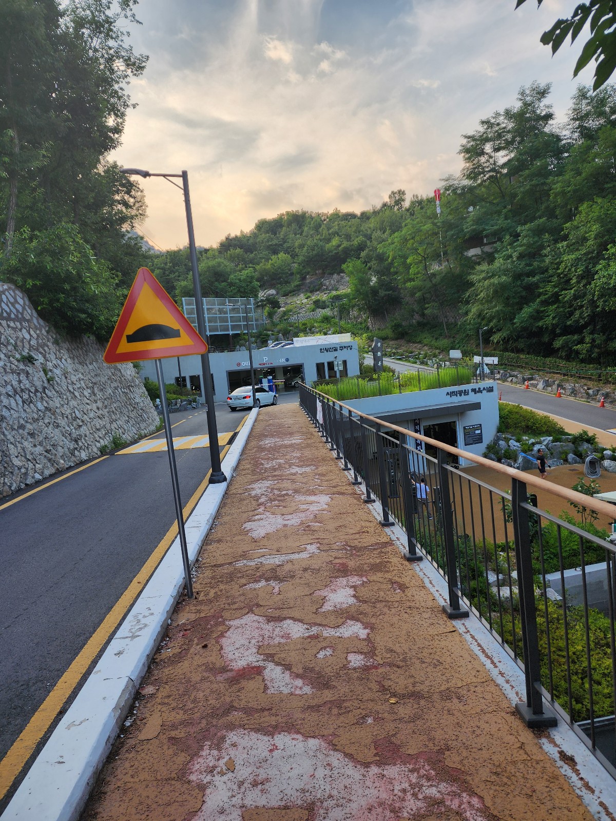 시설 주차장