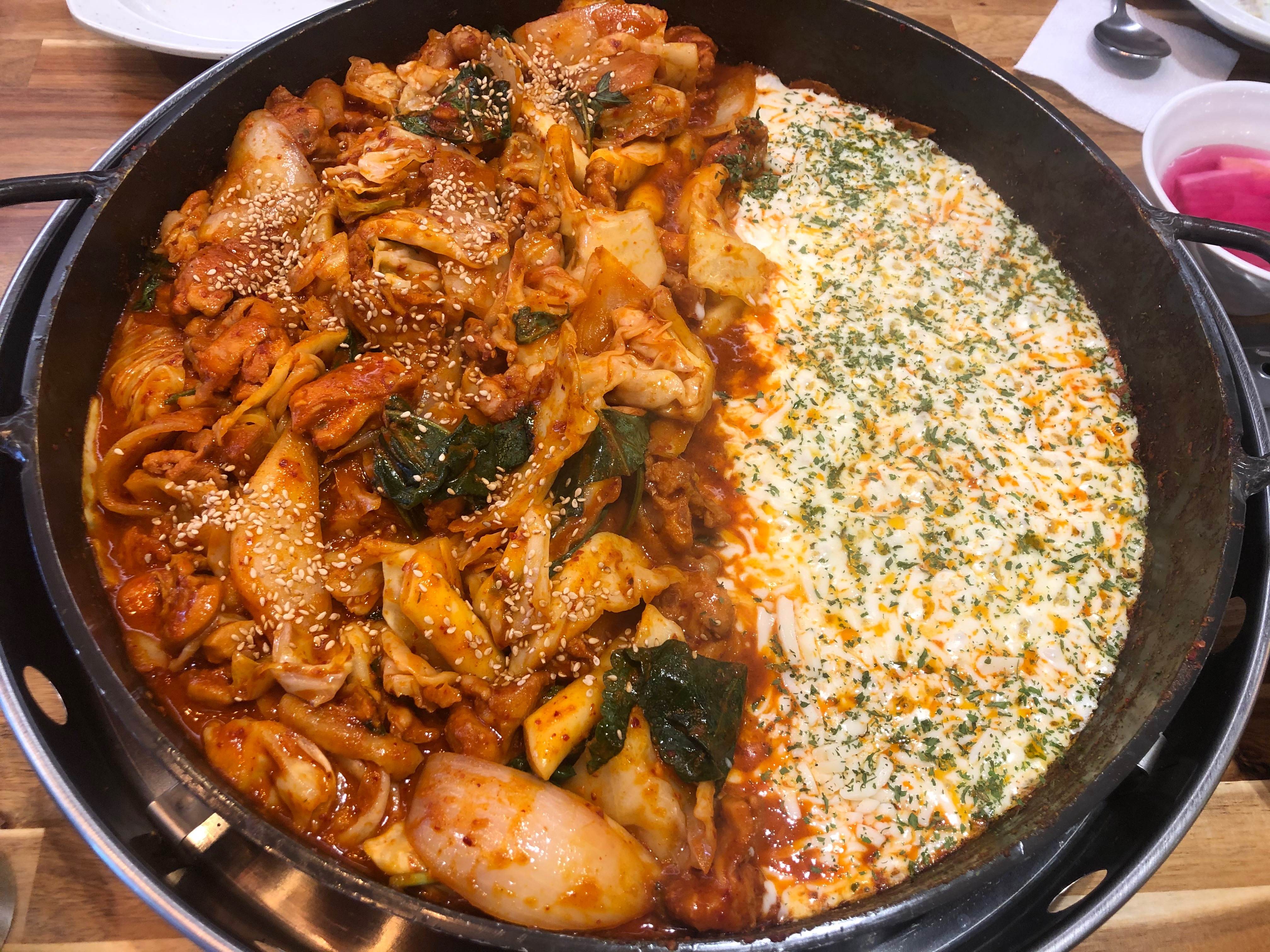 어서와 한국은 처음이지 치즈 닭갈비 후식 볶음밥 새우튀김 스웨덴 친구들 편 논현역 영동시장 맛집 위치