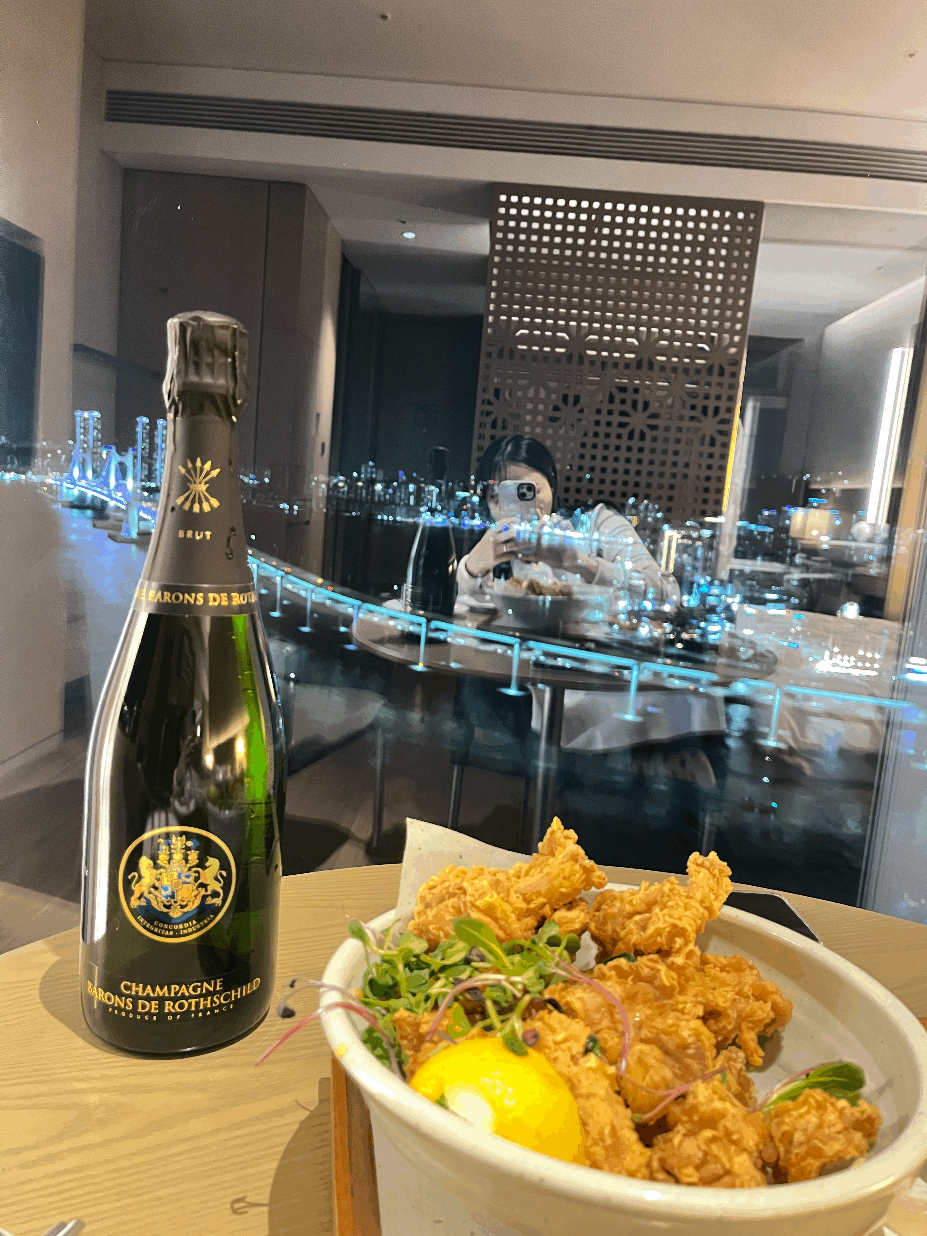 부산-파크-하얏트-룸서비스