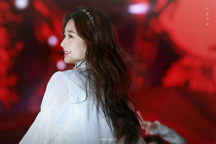 아이즈원 김민주 최애사진