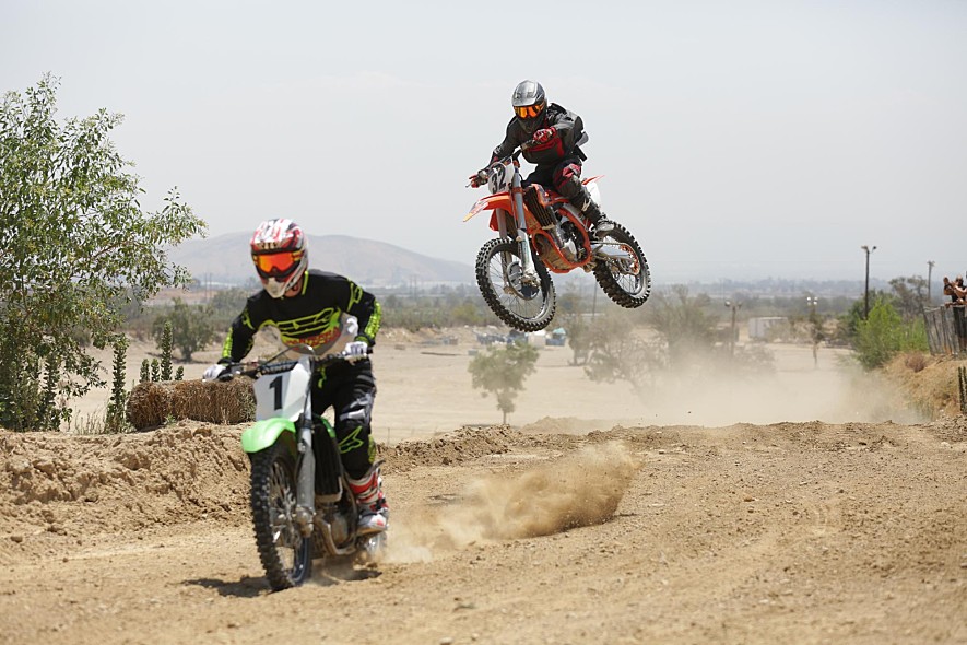 영화 바이크 솔저 장면 모습