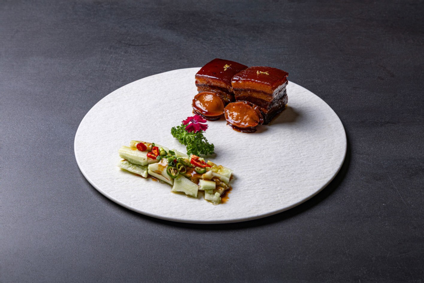 신당동 숯불꼬치&amp;훠궈 맛집 하오카오스탠 신당점, 불맛의 비결은?